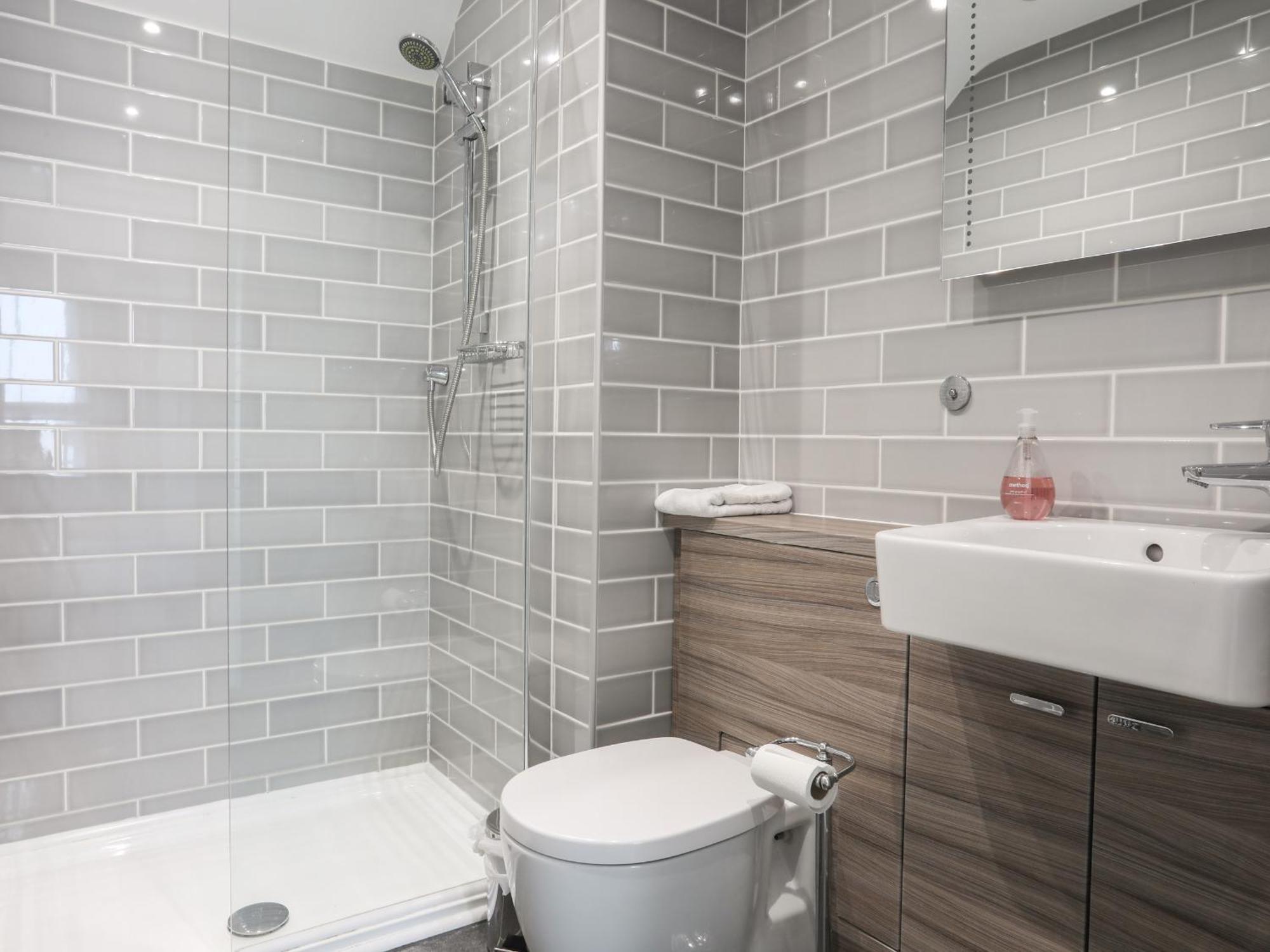 Harlech Apartments - Efnisien Екстериор снимка